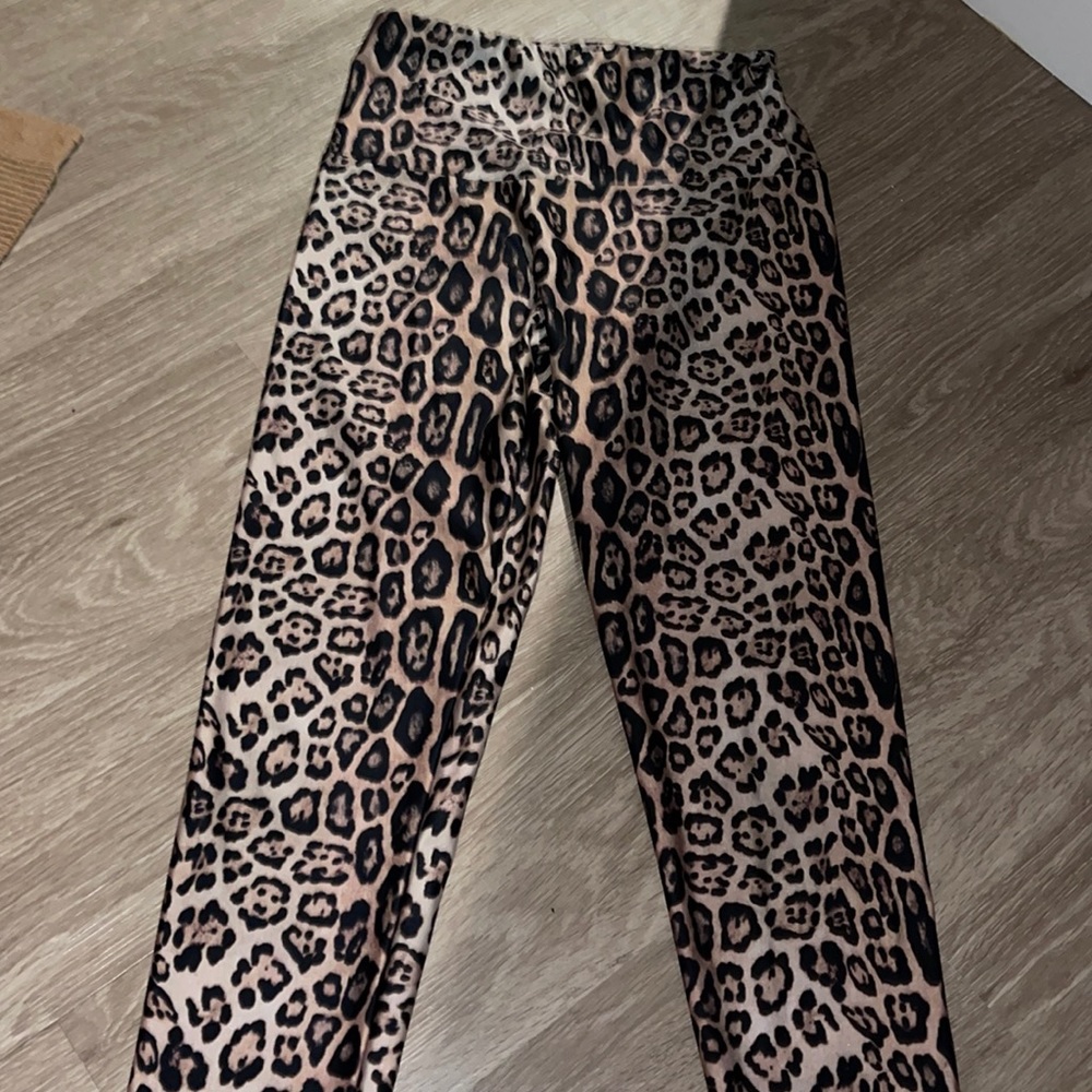Cheetah leggings